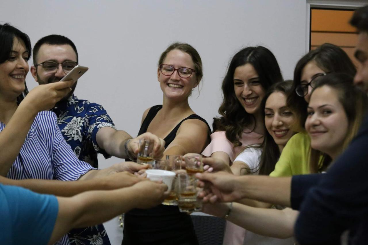 Welcome Friends Hostel Yerevan Luaran gambar