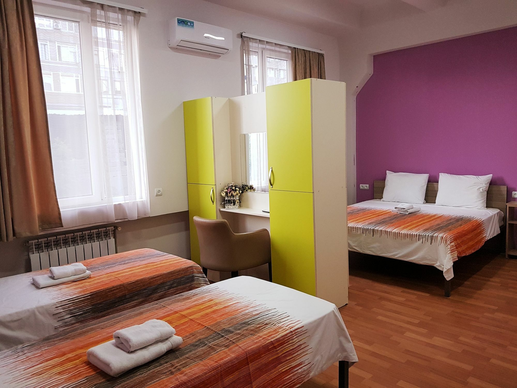 Welcome Friends Hostel Yerevan Luaran gambar