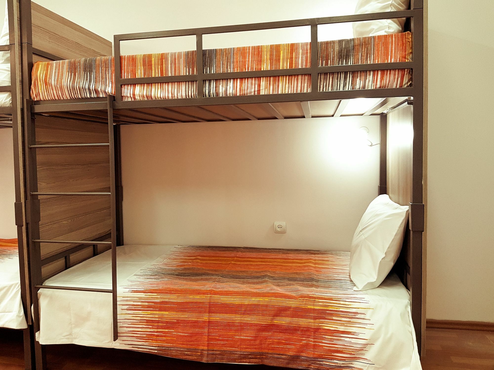 Welcome Friends Hostel Yerevan Luaran gambar